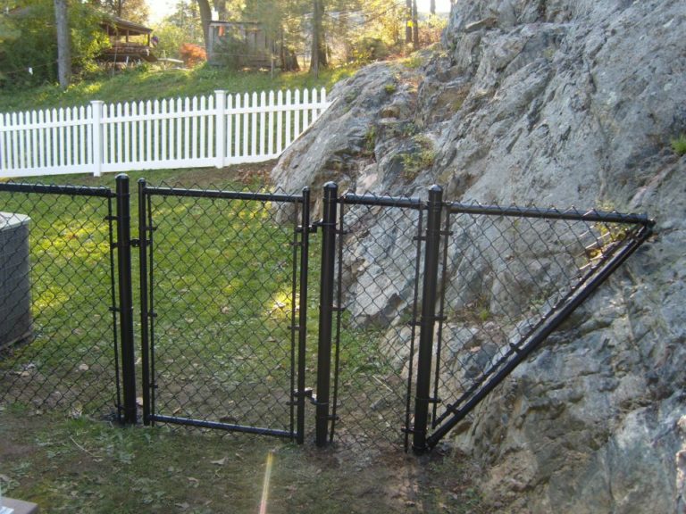 custom chain link gate fence